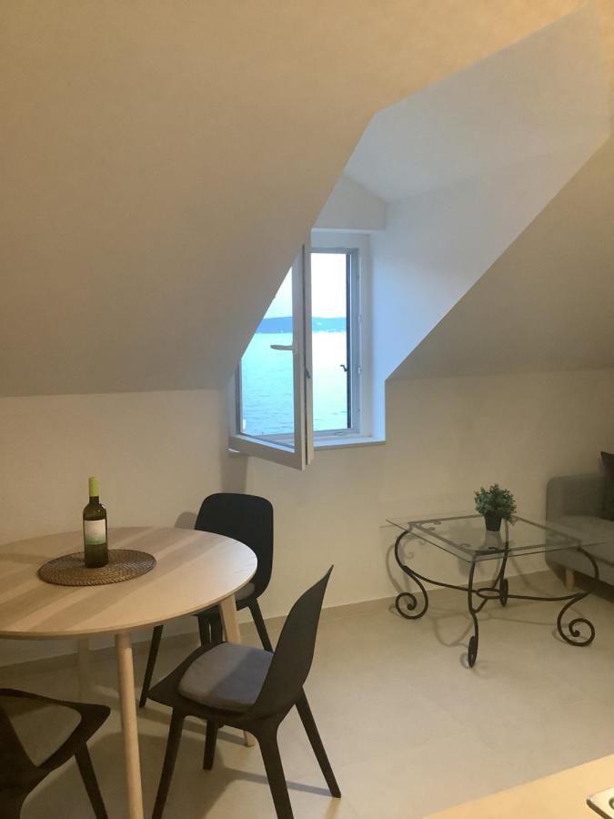 Portside Apartment Kastela Exterior photo